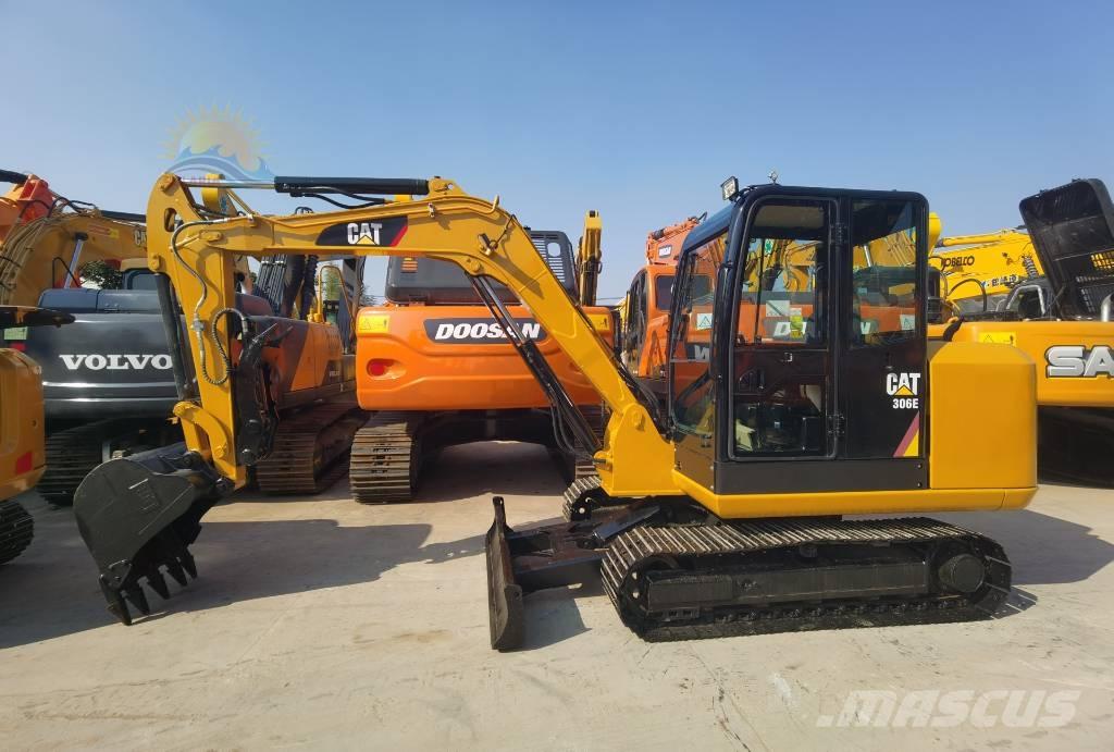 CAT 306E 大型油圧ショベル12t以上（パワーショベル・ユンボ）