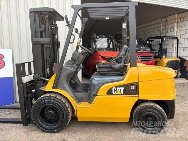 CAT DP 35 N ディーゼル・軽油