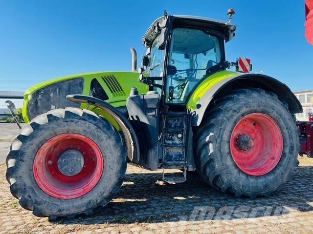 CLAAS Axion 950 トラクター