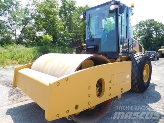 CAT CS 74 振動ローラ