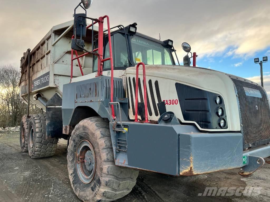Terex TA 30 アーティキュレート式ダンプトラック