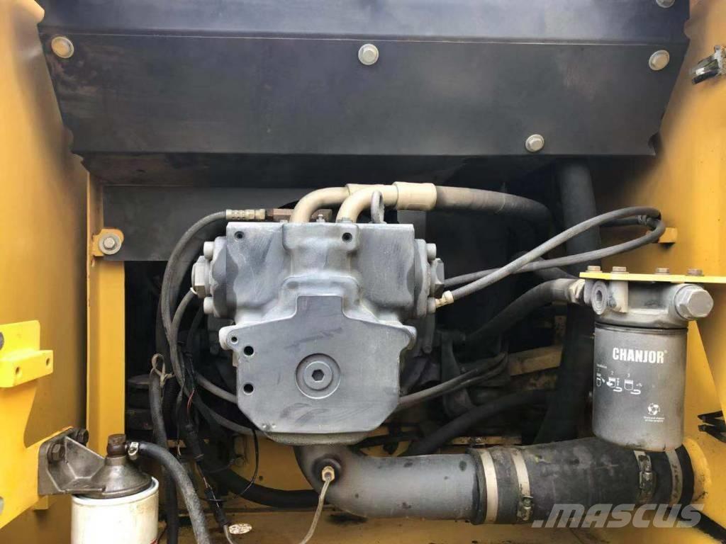 Komatsu pc200-7 大型油圧ショベル12t以上（パワーショベル・ユンボ）