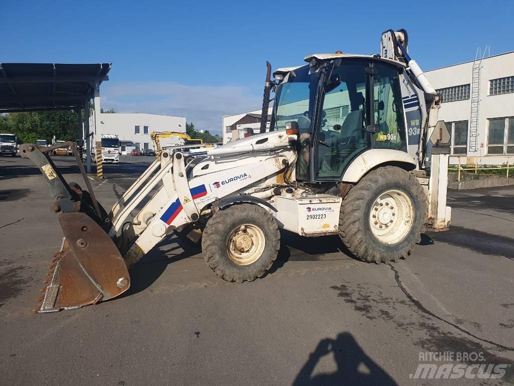 Komatsu WB 93 R-5 バックホーローダー
