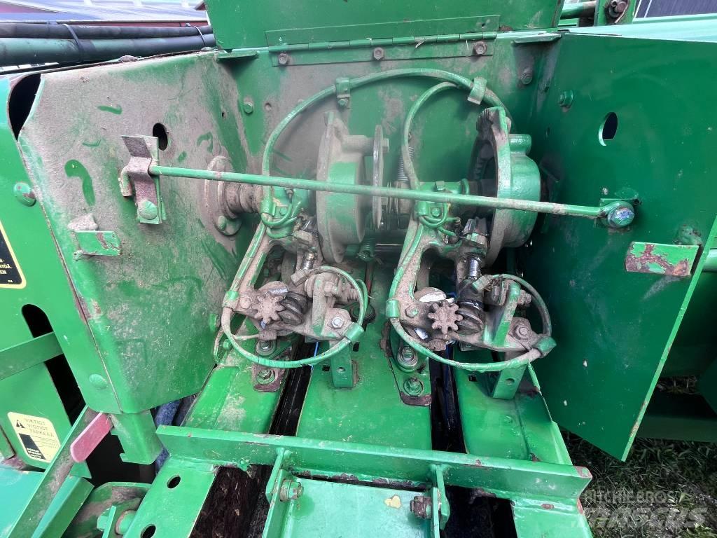 John Deere 359 スクエアベーラー
