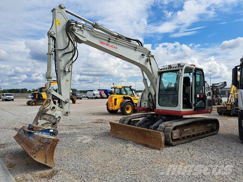 Takeuchi TB 2150 R 大型油圧ショベル12t以上（パワーショベル・ユンボ）