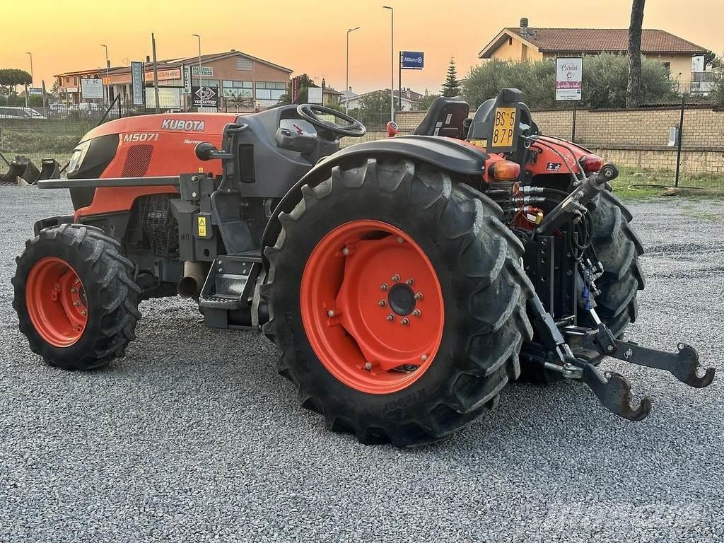 Kubota M5071N トラクター