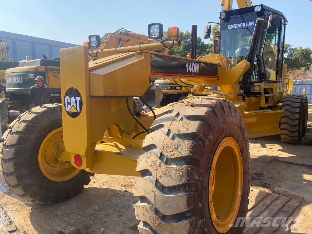 CAT 140 H モーターグレーダー
