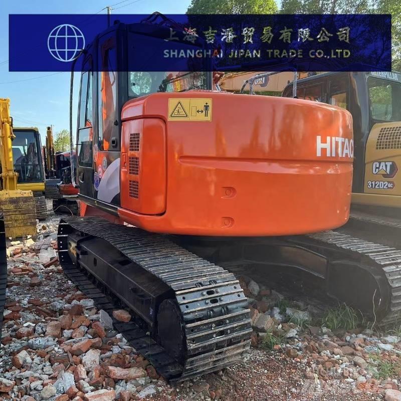 Hitachi ZX 135 中型油圧ショベル 7ｔ-12ｔ（ユンボ・パワーショベル・バックホー）