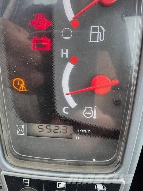 Kubota KX 027-4 ミニ油圧ショベル 7t以下（ミニユンボ・ミニディガー）
