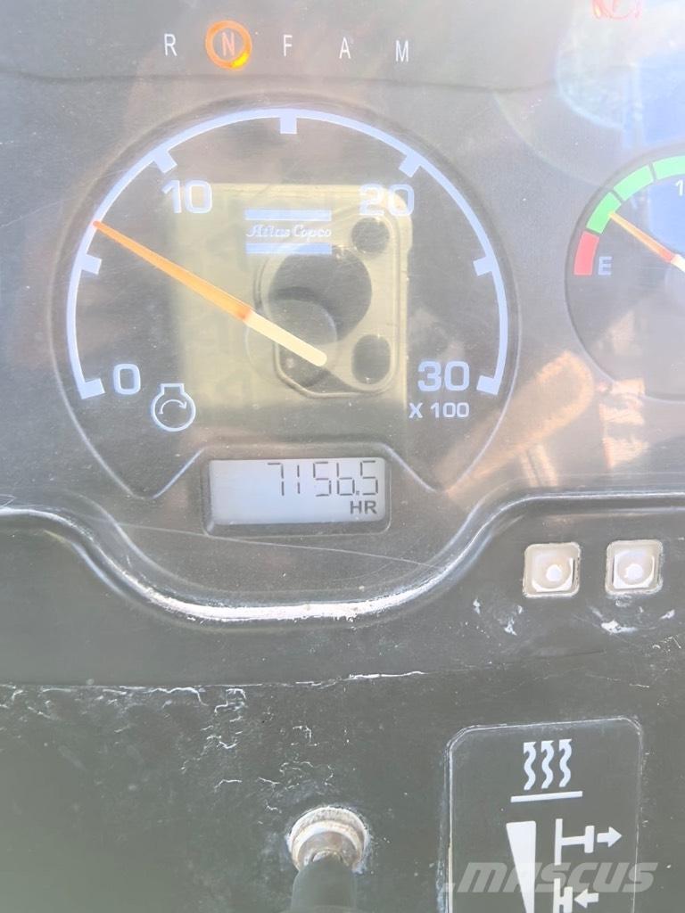 Atlas Copco ST 1030 地下ローダー