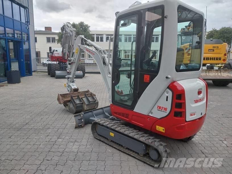 Takeuchi TB 216 A ミニ油圧ショベル 7t以下（ミニユンボ・ミニディガー）
