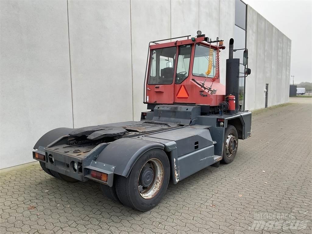 Kalmar TT2000 ターミナルトラクター