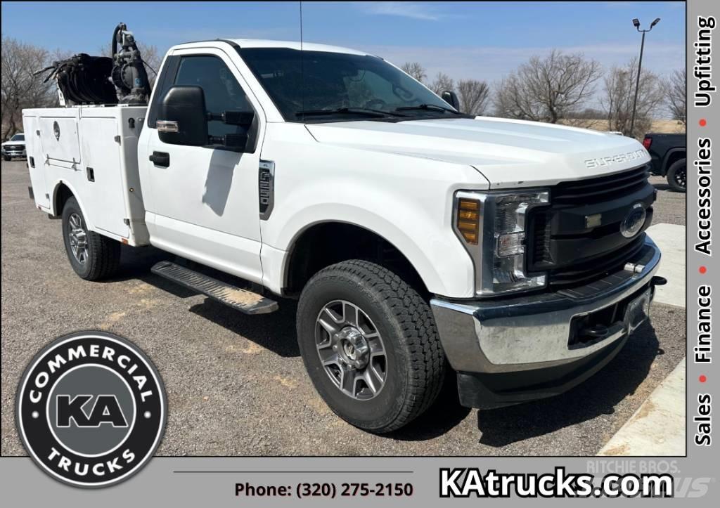 Ford F 250 XL SD タンカートラック