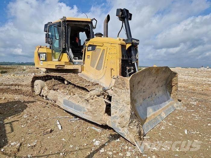 CAT D7E ブルドーザー