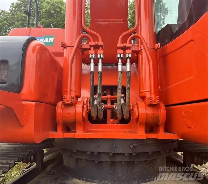 Doosan DX225LC-9C 大型油圧ショベル12t以上（パワーショベル・ユンボ）