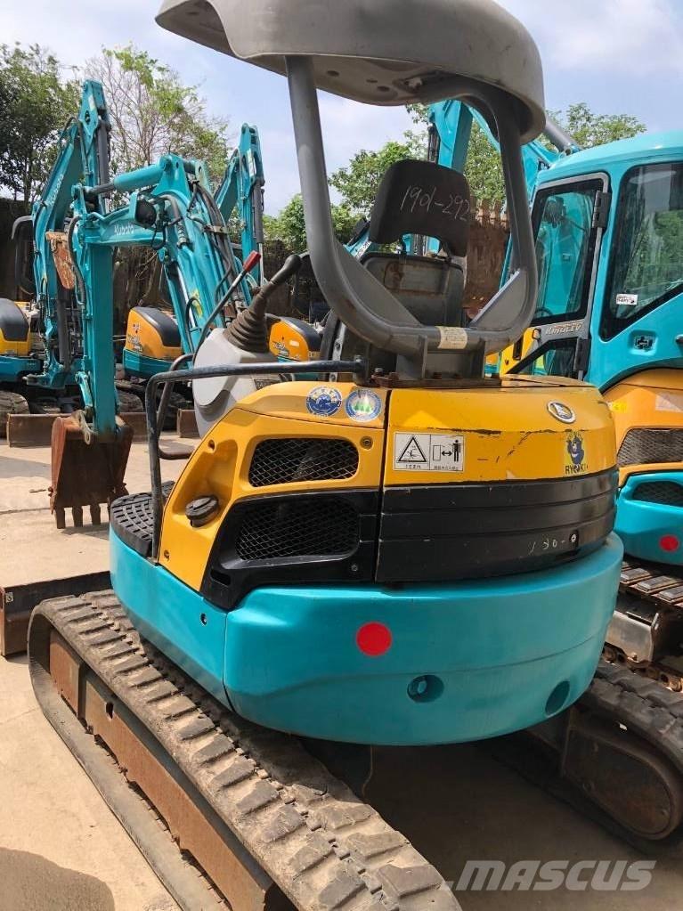 Kubota U 30-5 中型油圧ショベル 7ｔ-12ｔ（ユンボ・パワーショベル・バックホー）