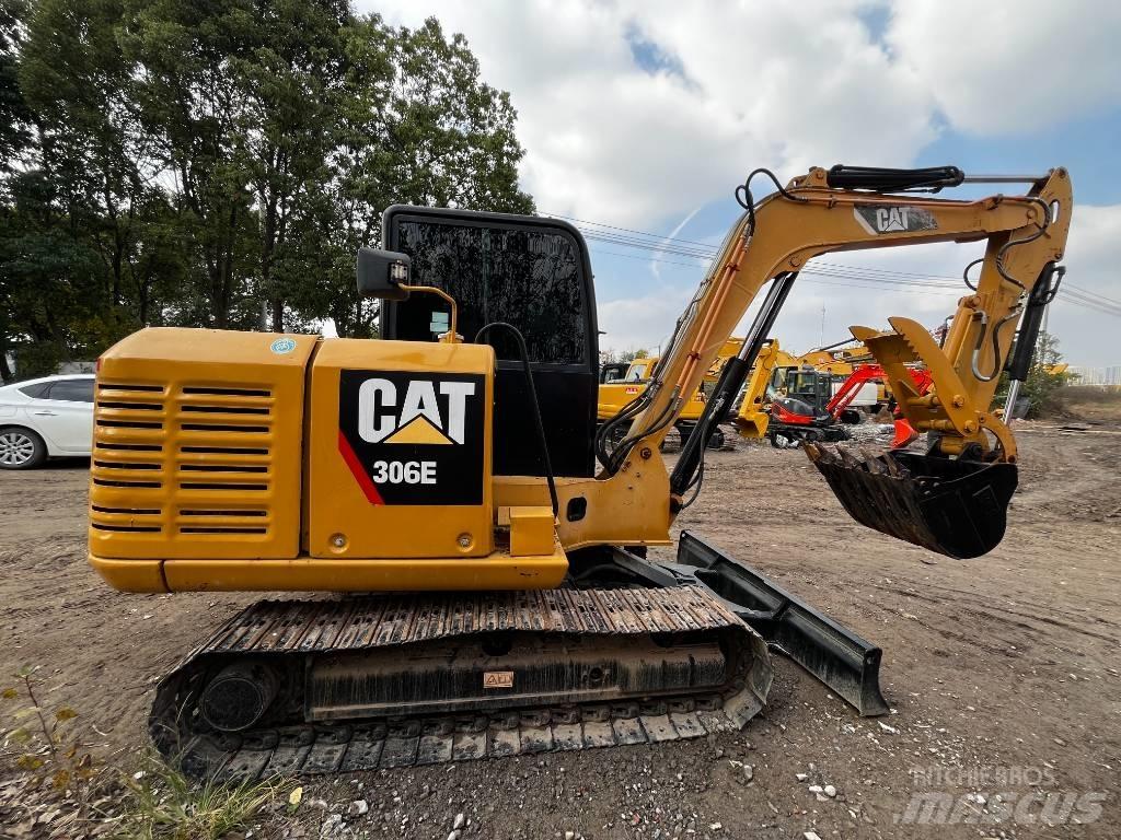 CAT 306 E ミニ油圧ショベル 7t以下（ミニユンボ・ミニディガー）