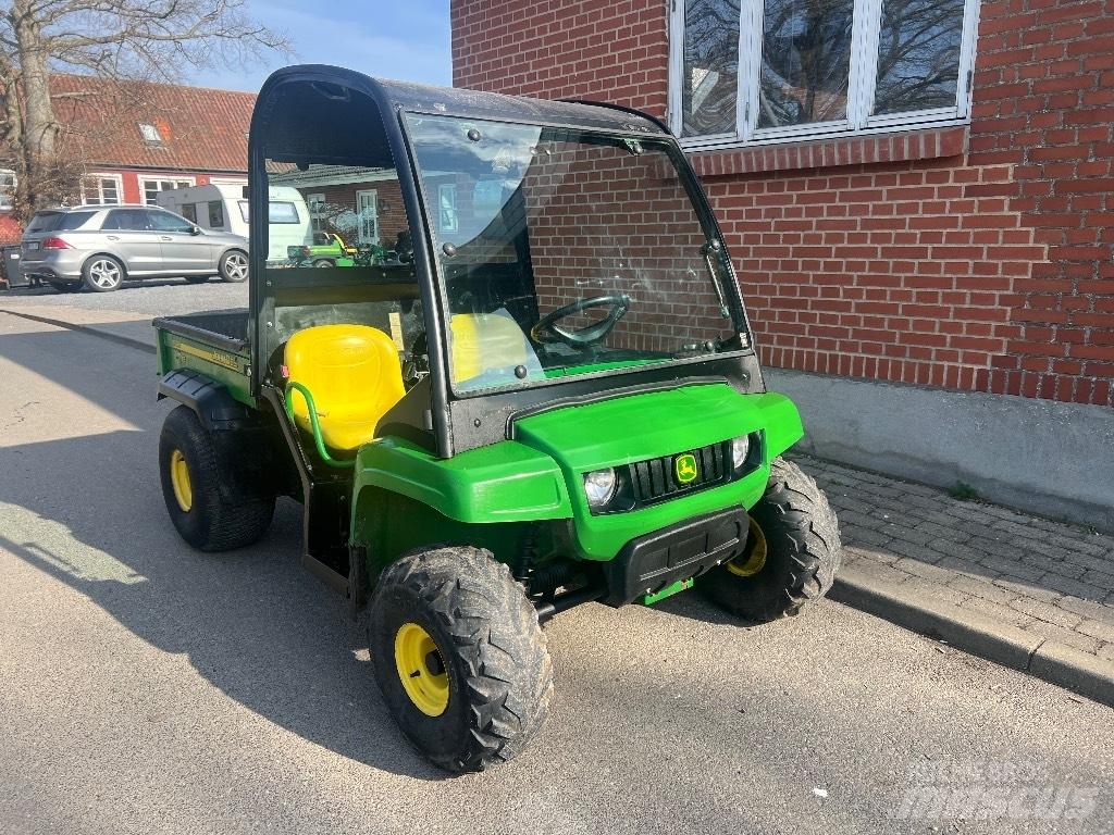 John Deere Gator TS ユーティリティー機械