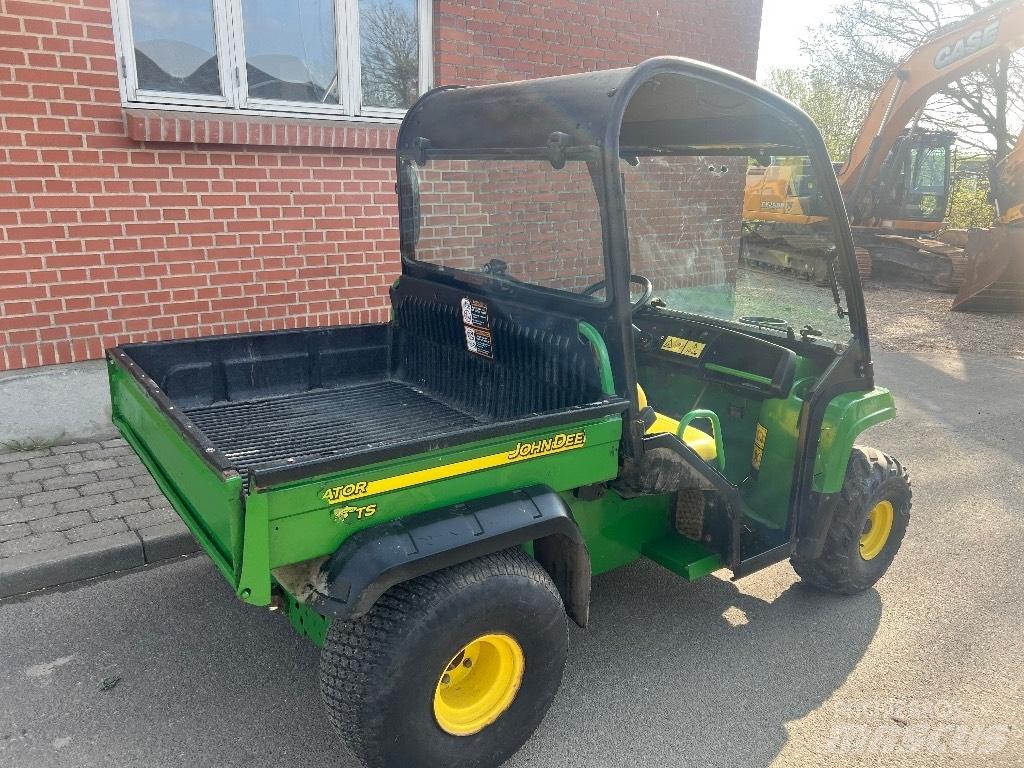 John Deere Gator TS ユーティリティー機械