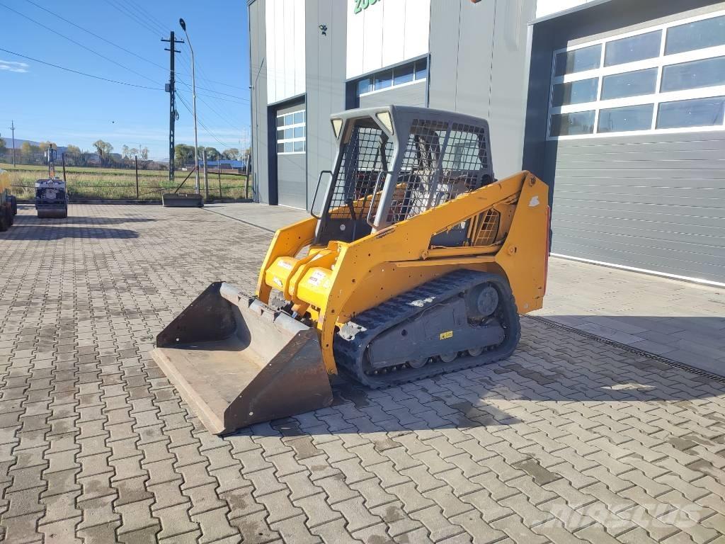 Bobcat T 140 スキッドステアローダー