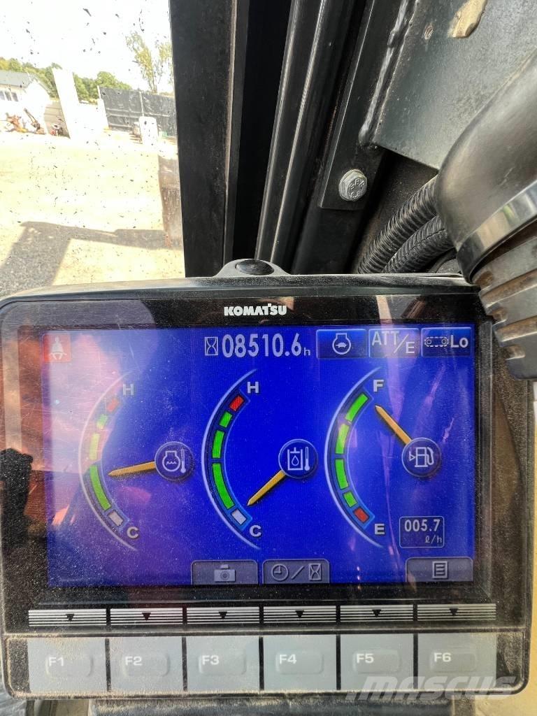 Manitou BT420 テレスコーピックハンドラー