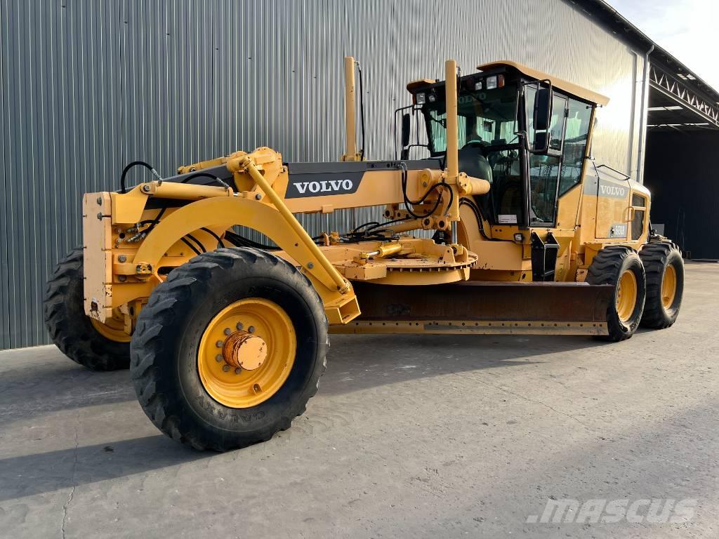 Volvo G930B モーターグレーダー