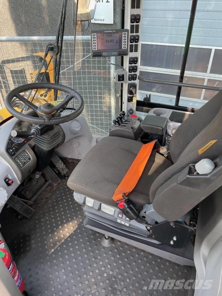 Volvo L90H Long boom ホイールローダー・タイヤショベル