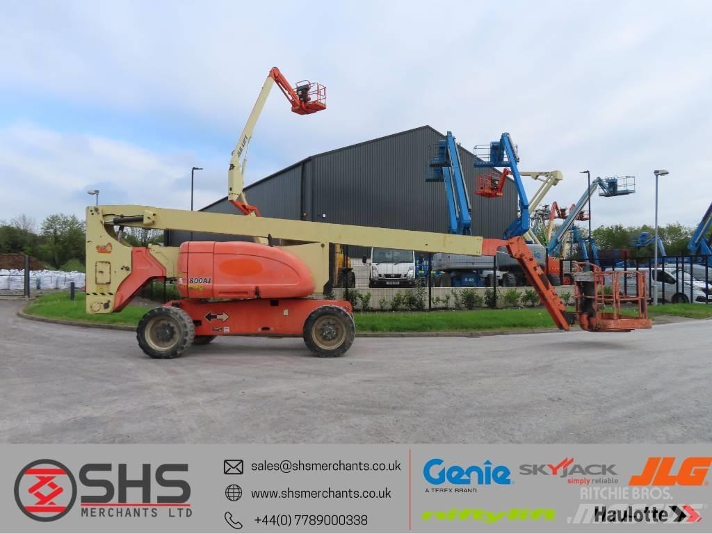 JLG 800 AJ ブームリフト　屈伸型