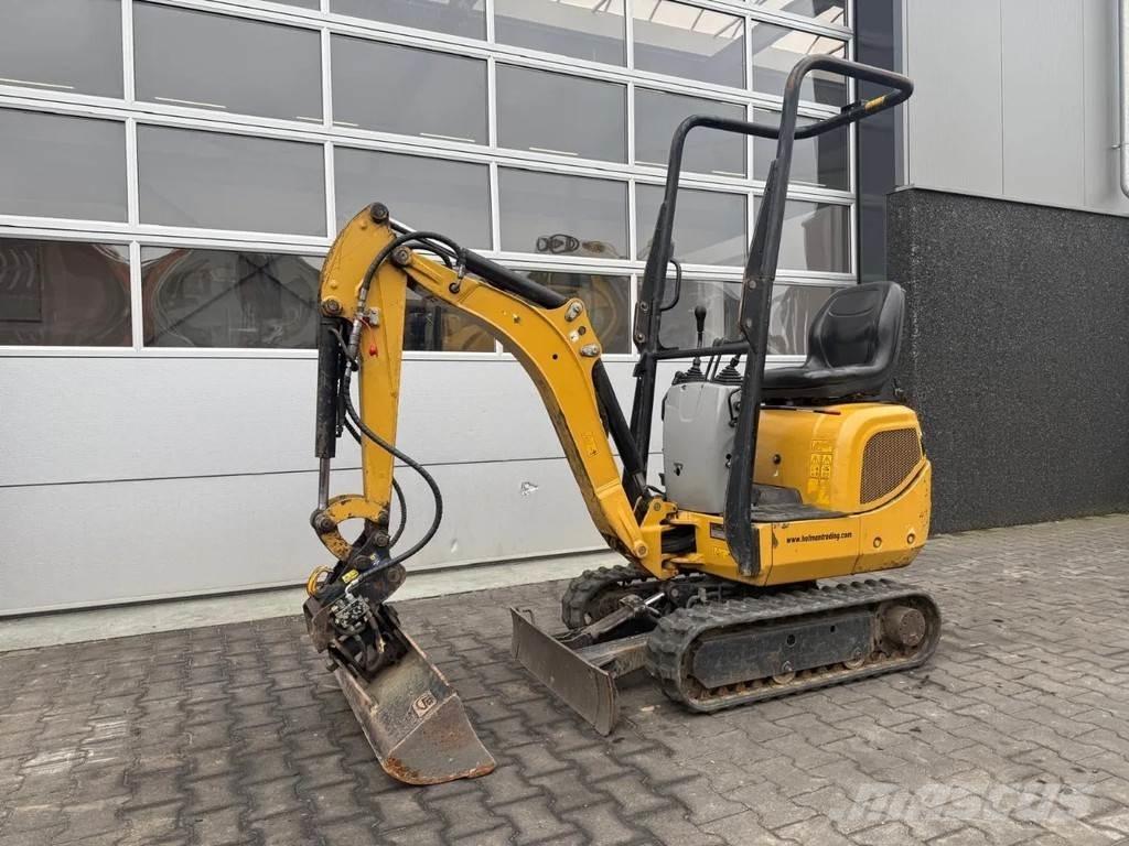 CAT 300.9D ミニ油圧ショベル 7t以下（ミニユンボ・ミニディガー）