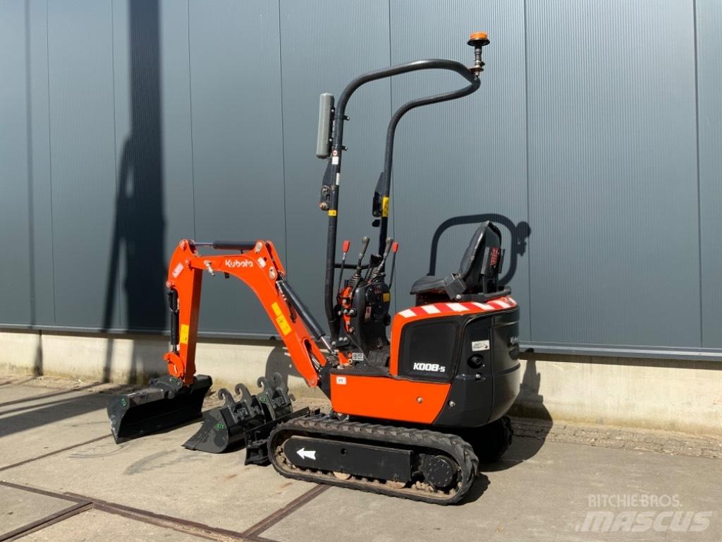 Kubota K008-5 ミニ油圧ショベル 7t以下（ミニユンボ・ミニディガー）