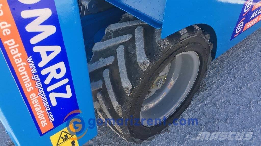Genie GS 2668 RT シザースリフト