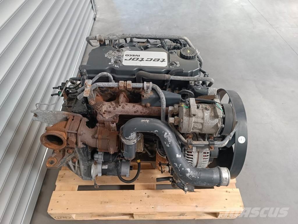 Iveco F4AE0481 エンジン
