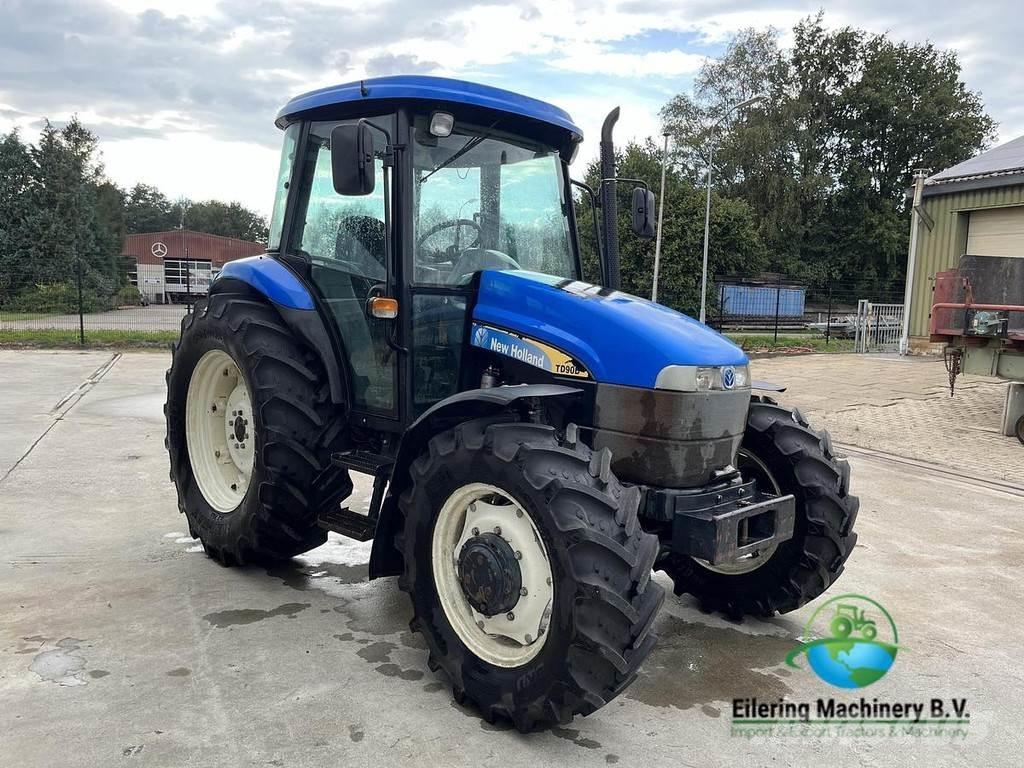 New Holland TD90 D トラクター