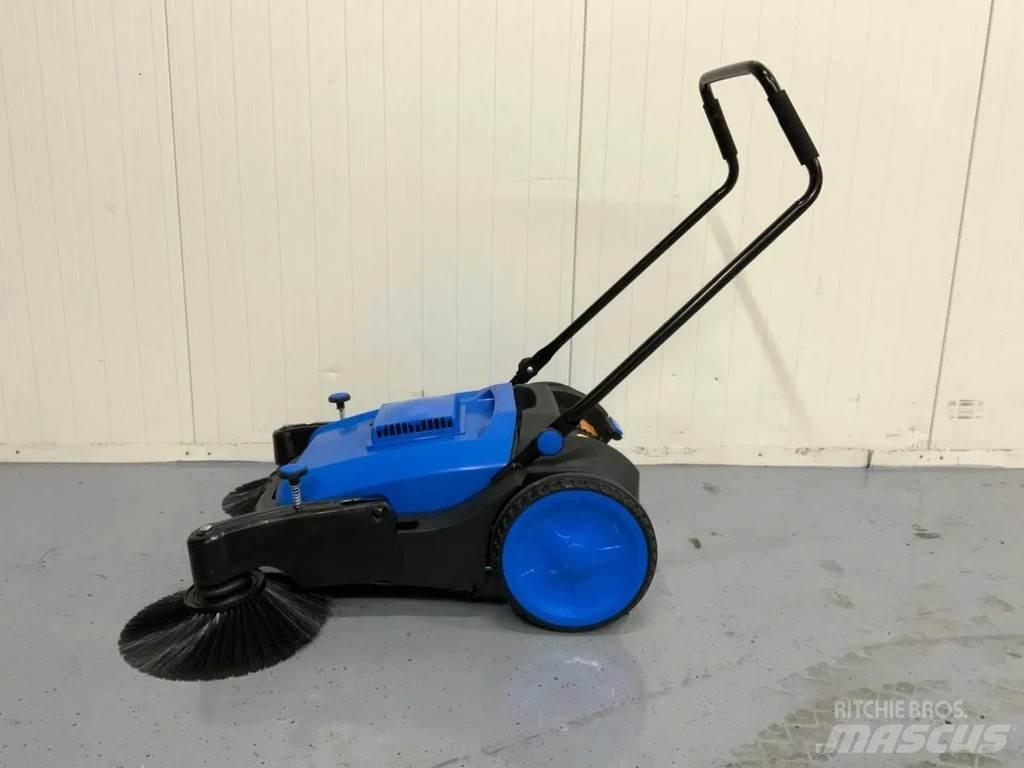  UMT Sweeper 路面清掃機