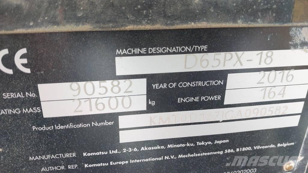 Komatsu D 65 PX-18 ブルドーザー