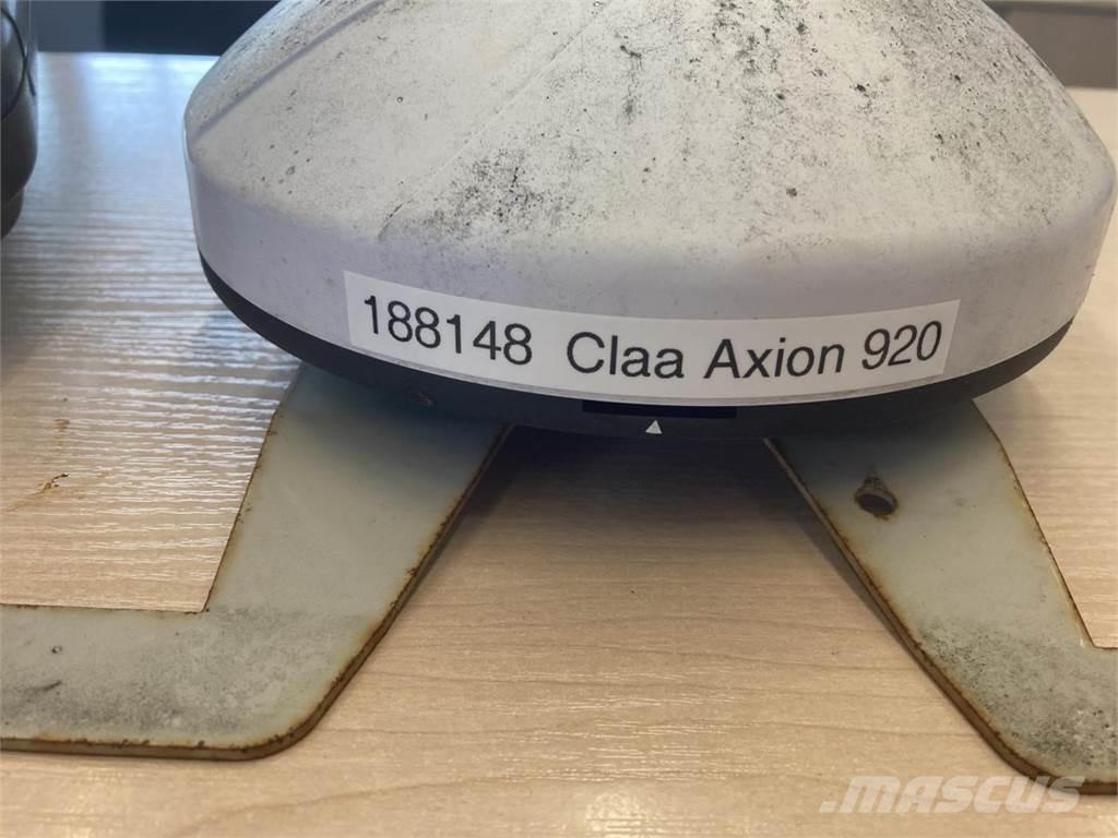 CLAAS Axion 920 トラクター