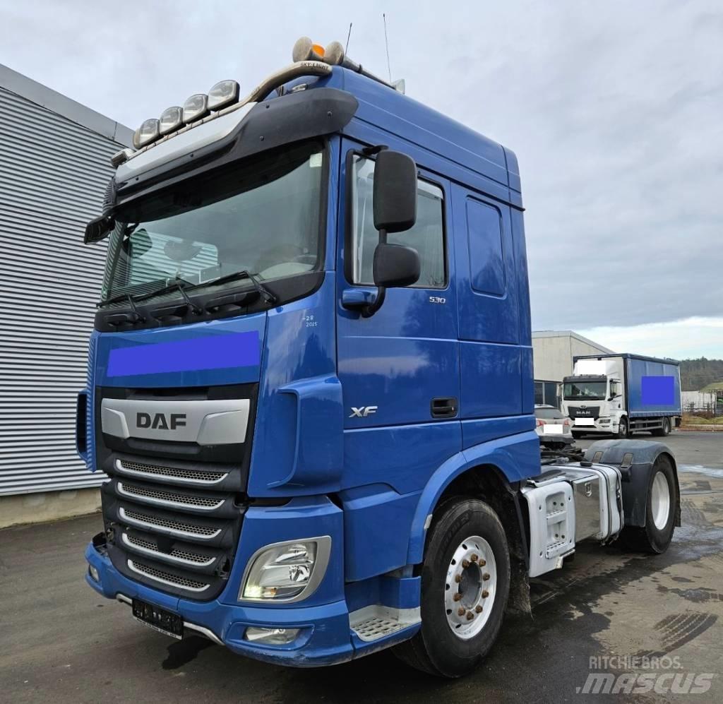 DAF XF 530 Unfall 中古トラクターヘッド | トレーラーヘッド