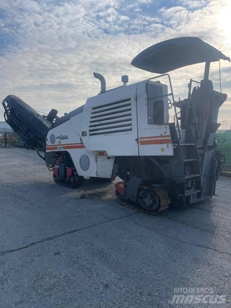 Wirtgen W 120 F アスファルトコールドミリングマシーン