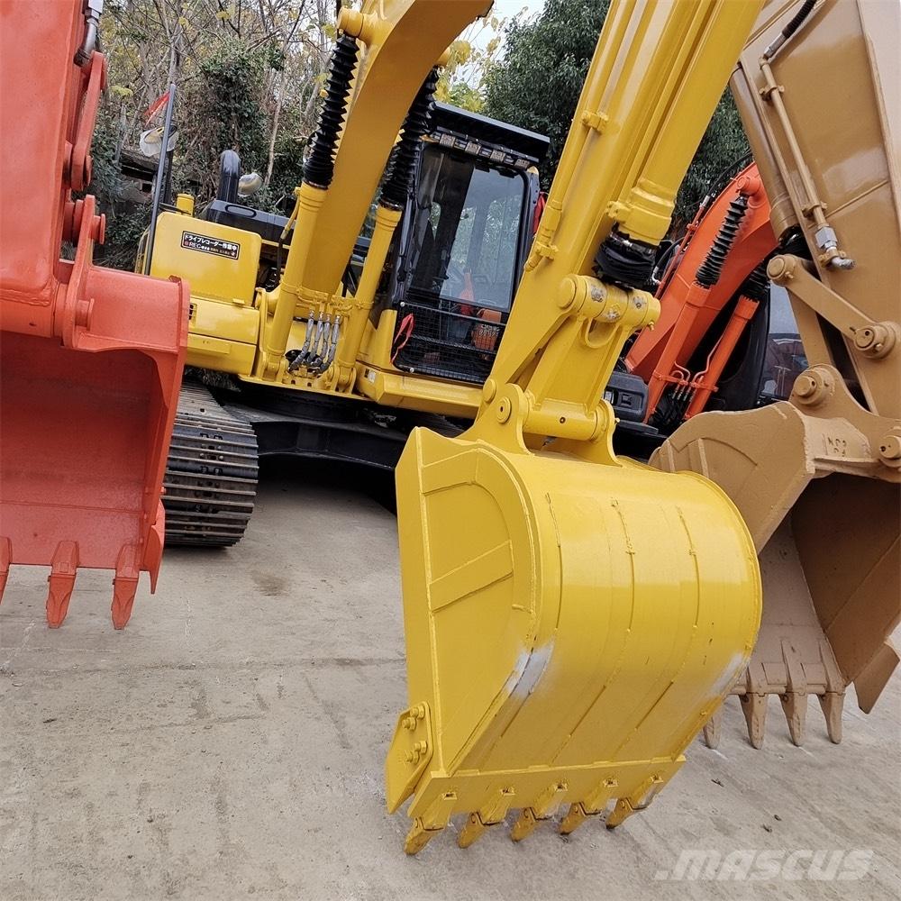Komatsu PC 130 大型油圧ショベル12t以上（パワーショベル・ユンボ）