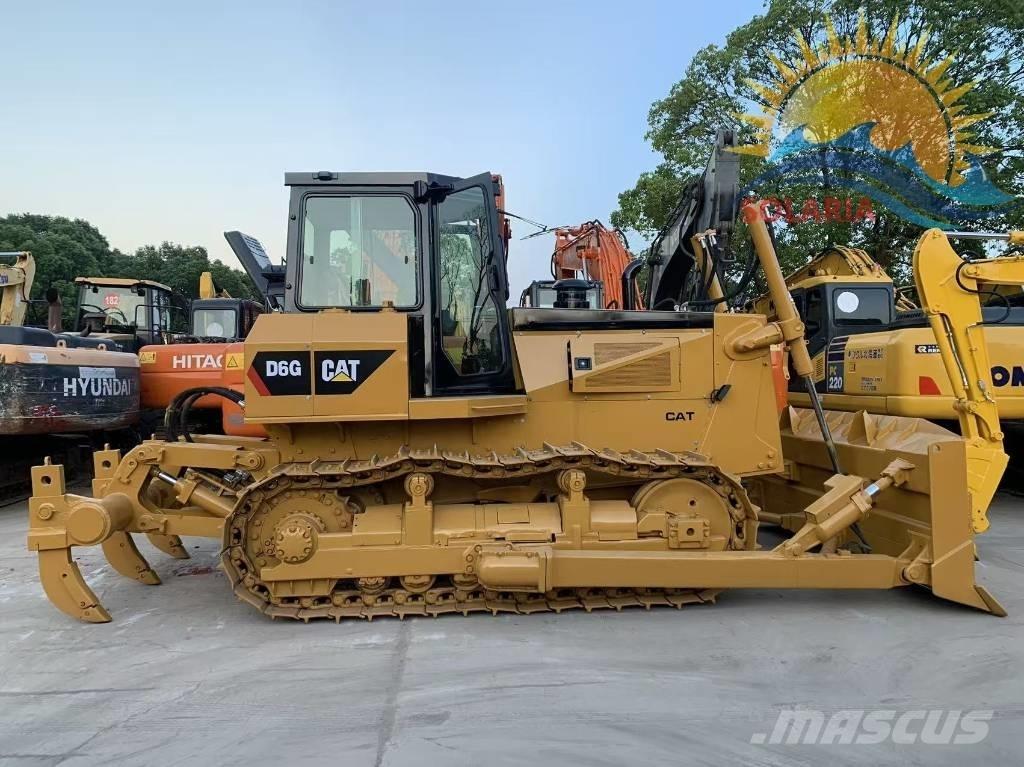 CAT D 6 G ブルドーザー