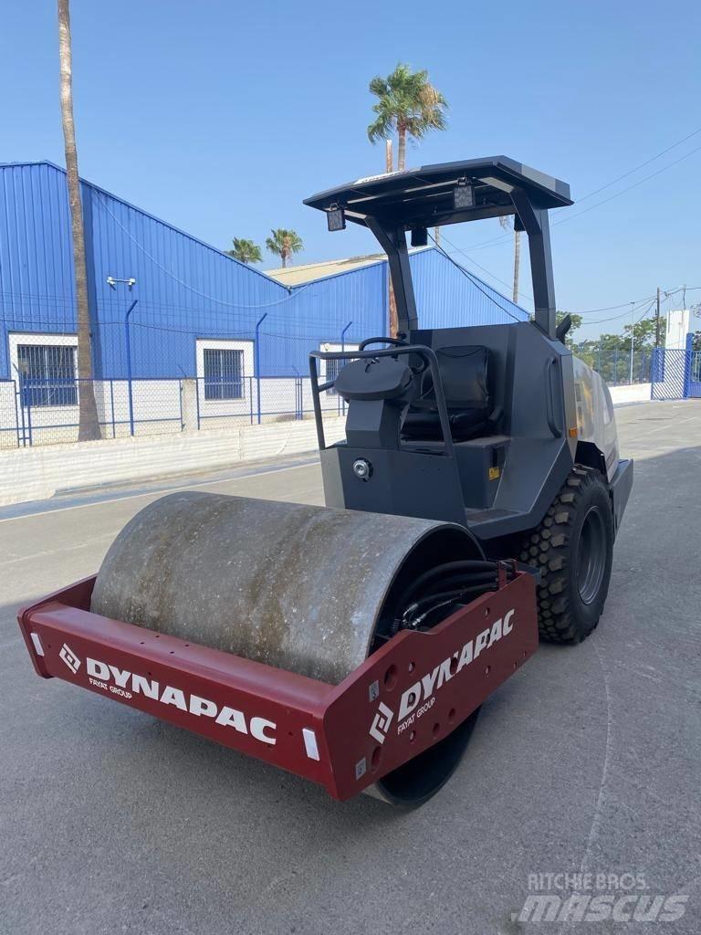 Dynapac CA 1300 D 振動ローラ