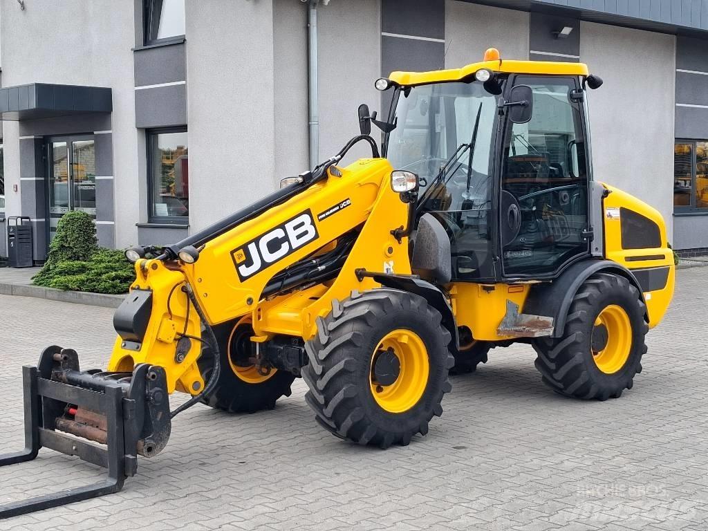 JCB TM 180 農業用テレハンドラー