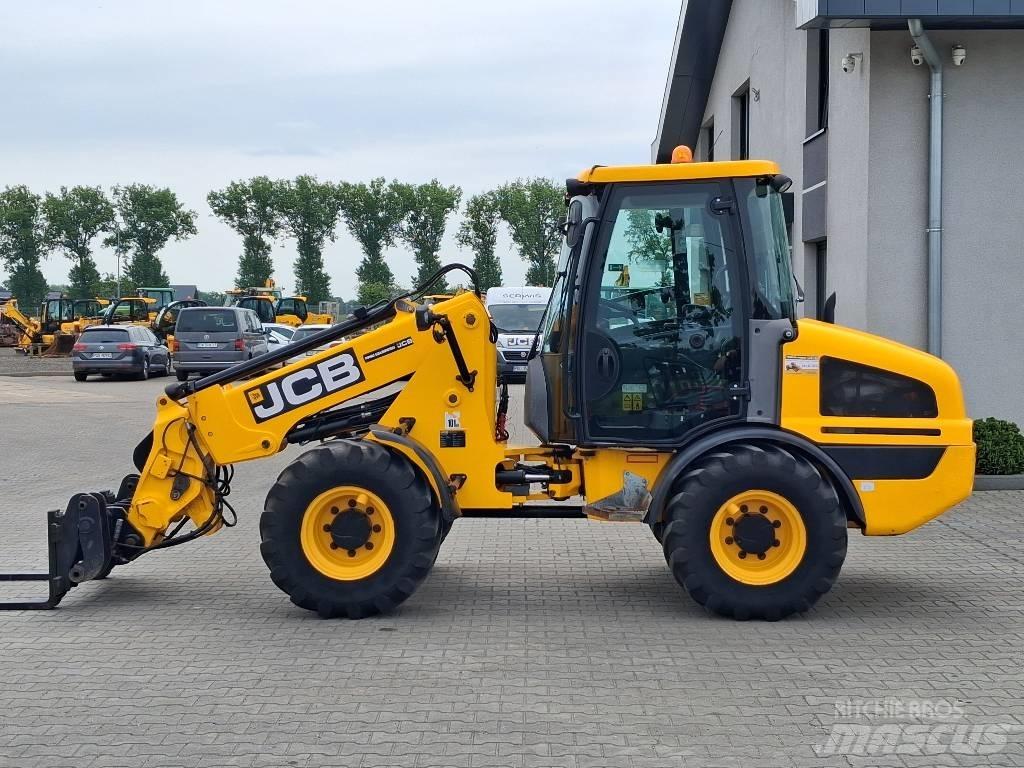 JCB TM 180 農業用テレハンドラー