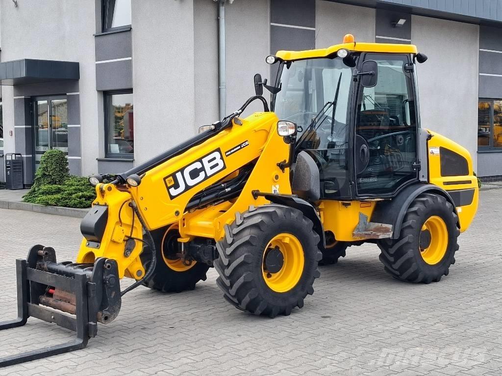 JCB TM 180 ( 220 ) 農業用テレハンドラー