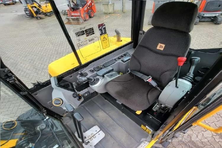 JCB 60 C-2 ミニ油圧ショベル 7t以下（ミニユンボ・ミニディガー）