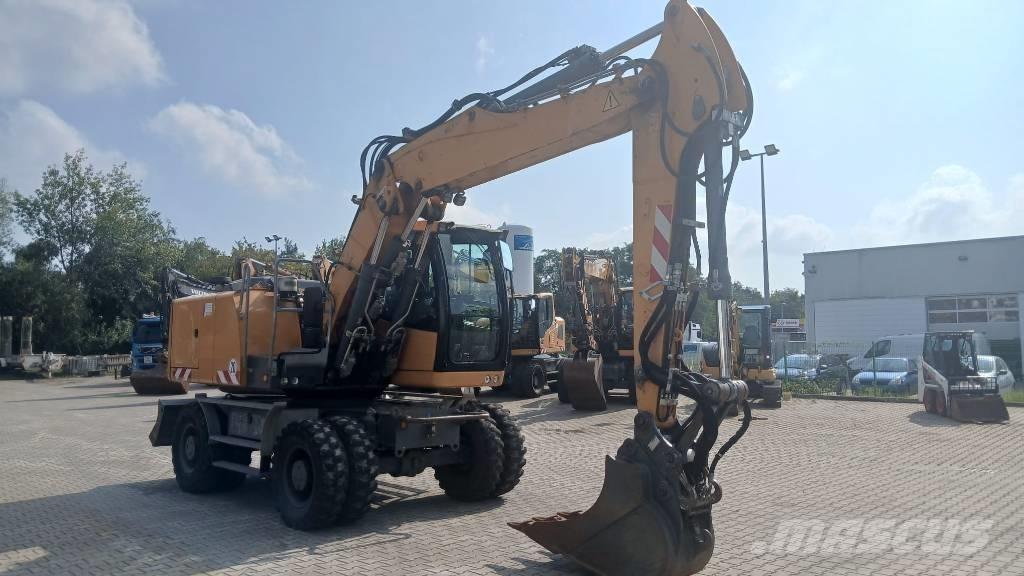 Liebherr A 916 ホイール式油圧ショベル（パワーショベル・ユンボ・バックホー）