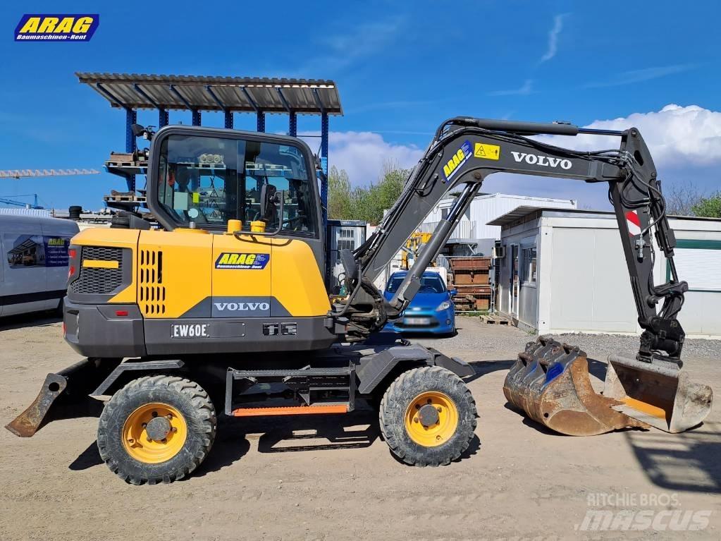 Volvo EW 60 E ホイール式油圧ショベル（パワーショベル・ユンボ・バックホー）