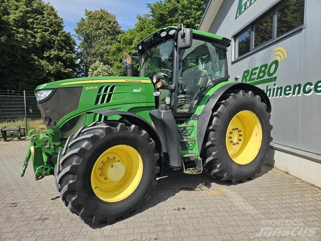 John Deere 6210R トラクター