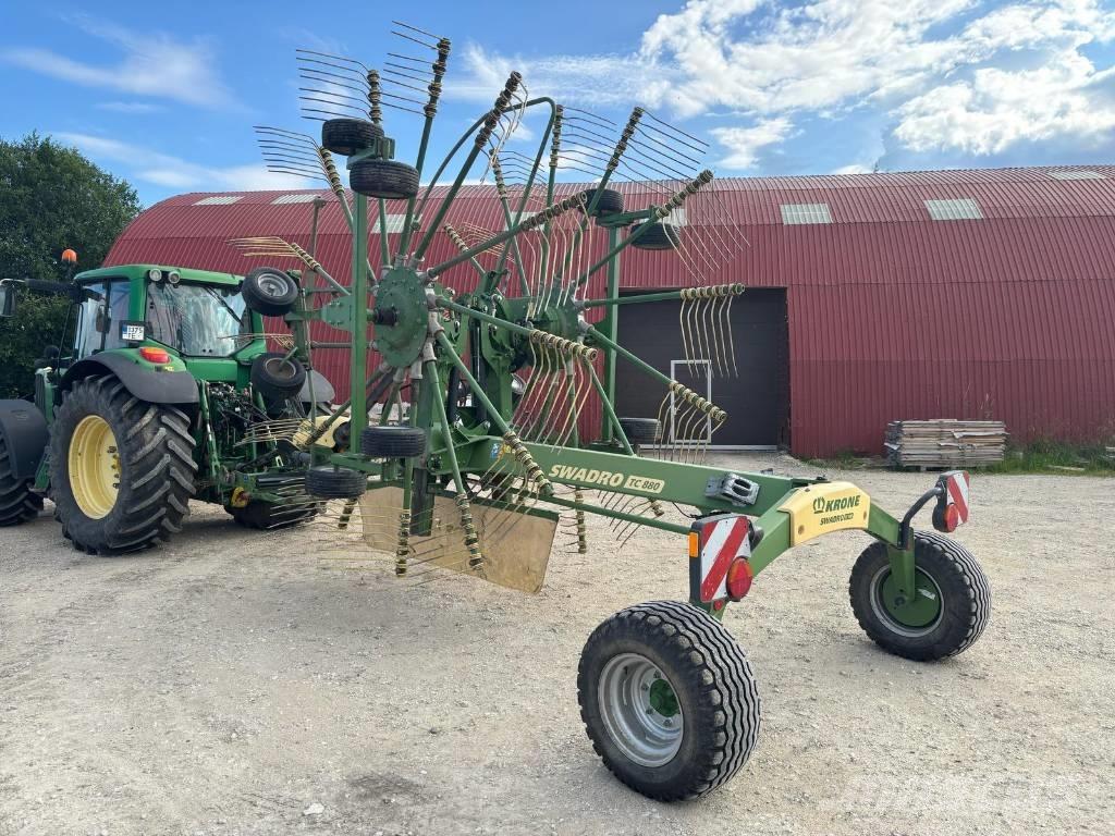 Krone Swadro TC 880 テッダー・テッダーレーキ