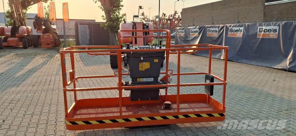 JLG 660 SJ ブームリフト　直伸型